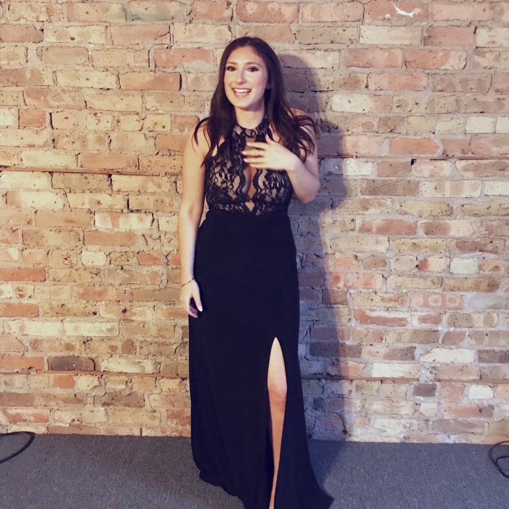 Meet your Posher, Alyssa